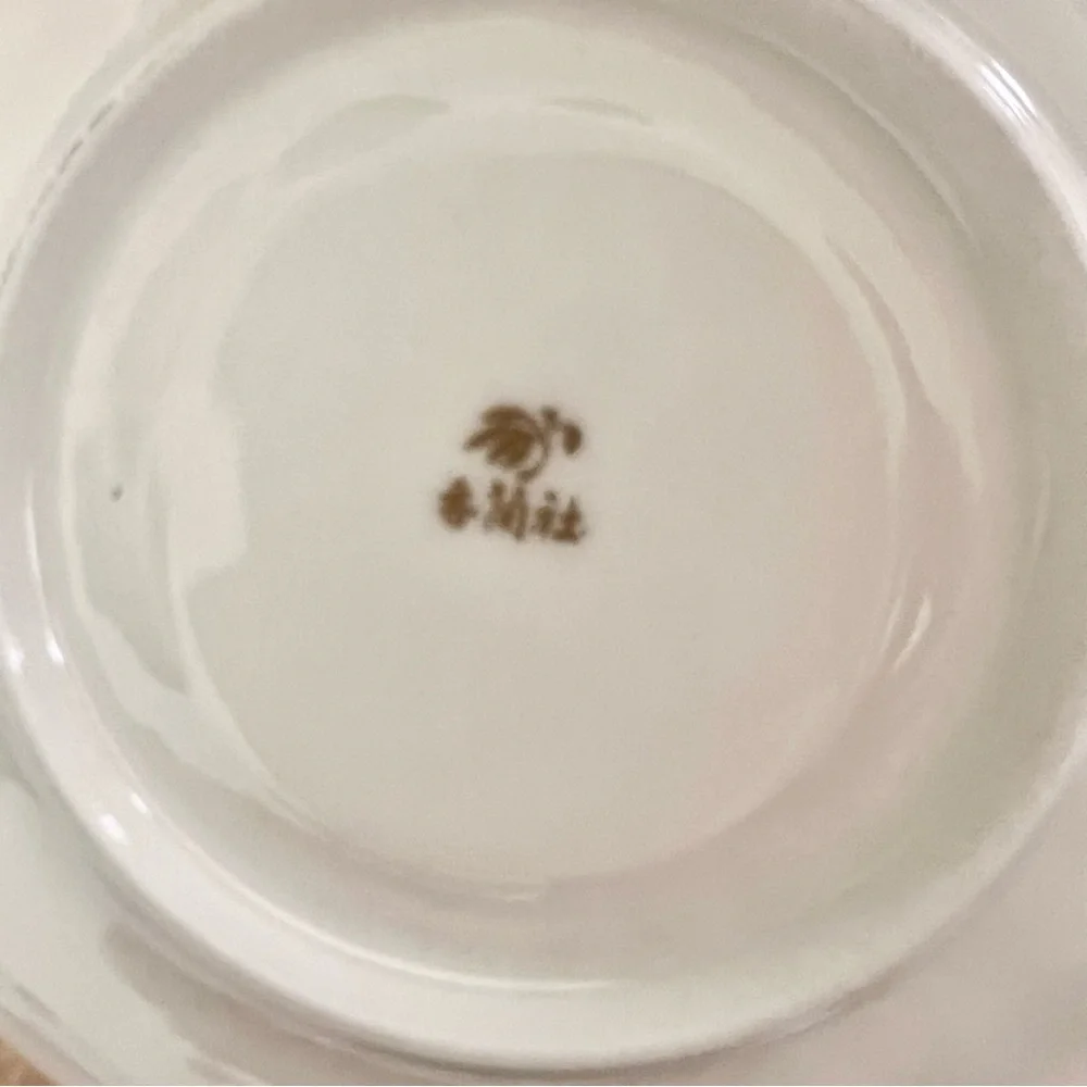 NIB Koransha Orchid Porcelain 2 Cups and‎ Saucers Fine Japanese Arita Teaware